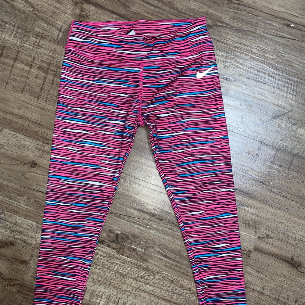 Girls 6x Nike Dri Fit leggings
